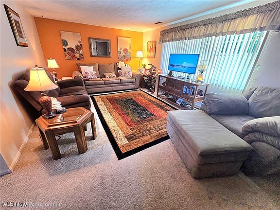 4th image of 6943 N Parkway Dr #6943