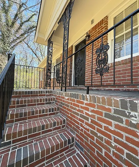 2068 Kenwood Pl SE — Photo 18