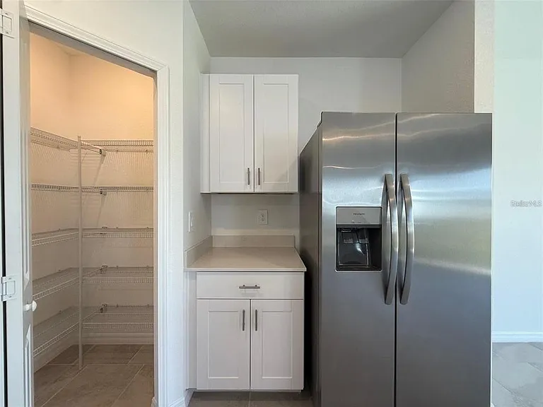 11795 Cloverly Ln — Photo 6