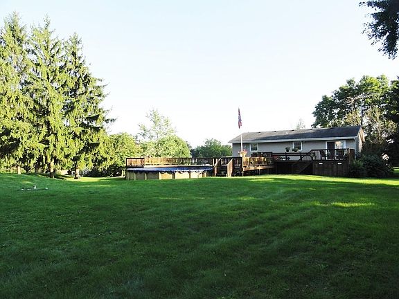3rd image of 6976 Lark Ave
