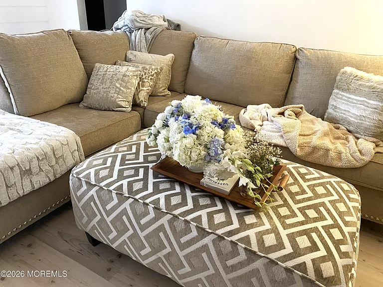 1641 Elm Ave #2 — Photo 8