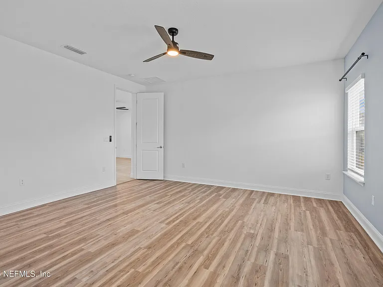 260 Oaklawn Ct — Photo 23