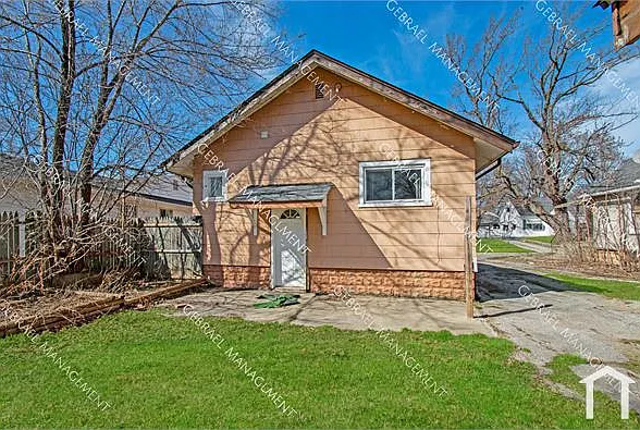 2309 Brown St — Photo 9