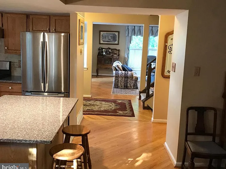 93 Beacon Sq #93 — Photo 4