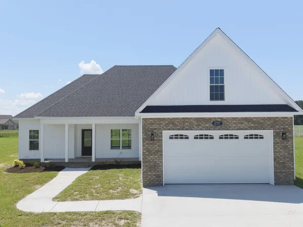 2757 Whitaker Glen Drive, Farmville, NC 27828