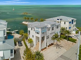 865 50th St, Marathon, FL 33050