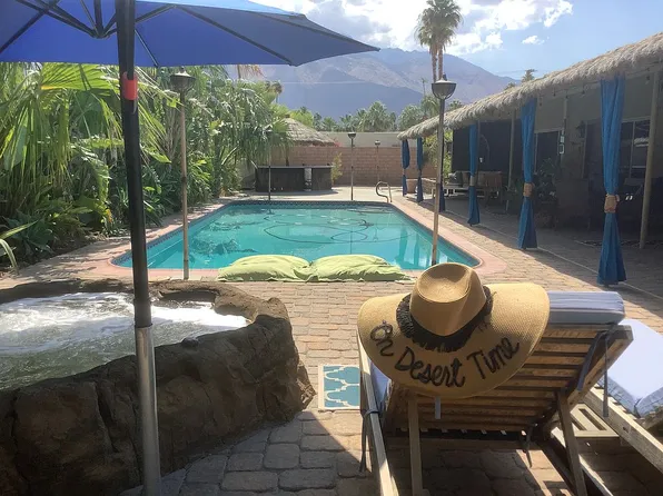 560 Desert Way, Palm Springs, CA 92264