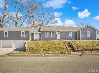 314 N Church St, Waterloo, IL 62298