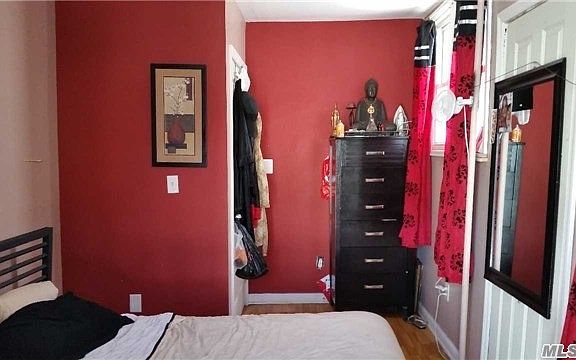3rd image of 9517 112th St
