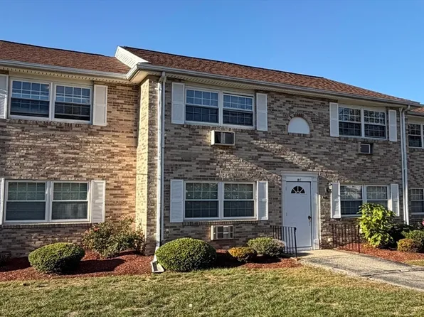 10-10C Washington Park Dr #10, Andover, MA 01810