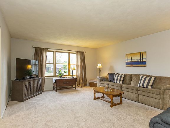 5th image of 5325 Kindig Dr