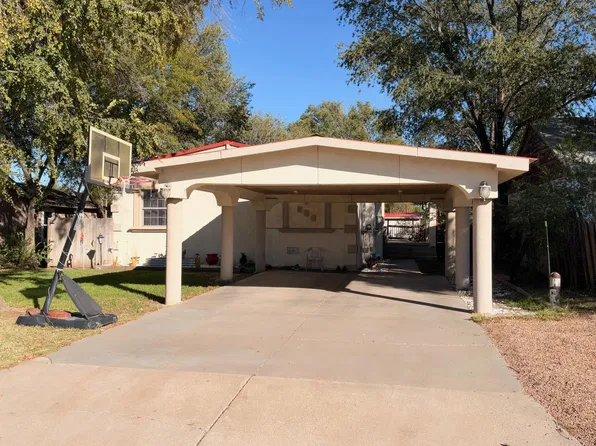 506 S Polk St, Hugoton, KS 67951