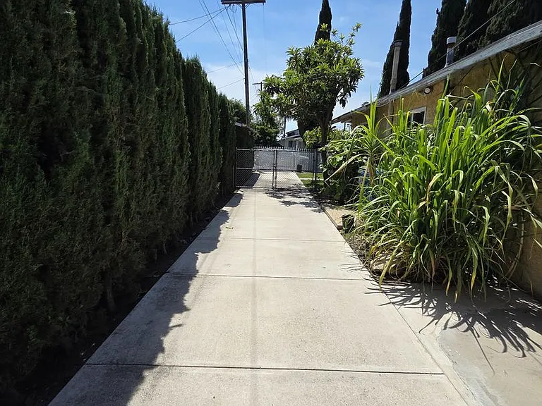 2910 2nd Ave — Photo 22