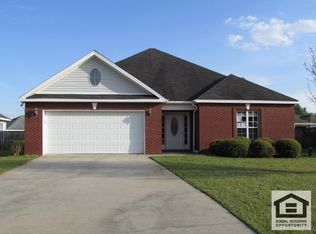 109 Sunnymeade Dr, Warner Robins, GA 31093