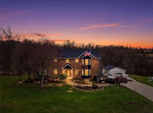 39 Valleyview Rd N, Scenery Hill, PA 15360