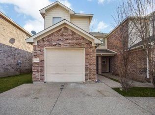 2332 Kingsway Dr, Arlington, TX 76012