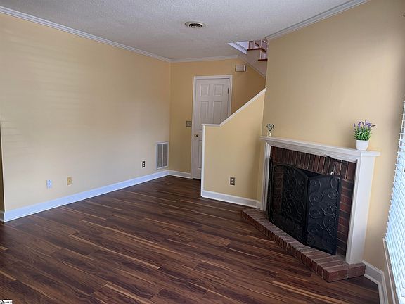 5th image of 1907 Spring Wood Dr