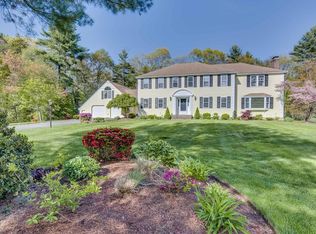 250 Larchmont Ln, Hanover, MA 02339