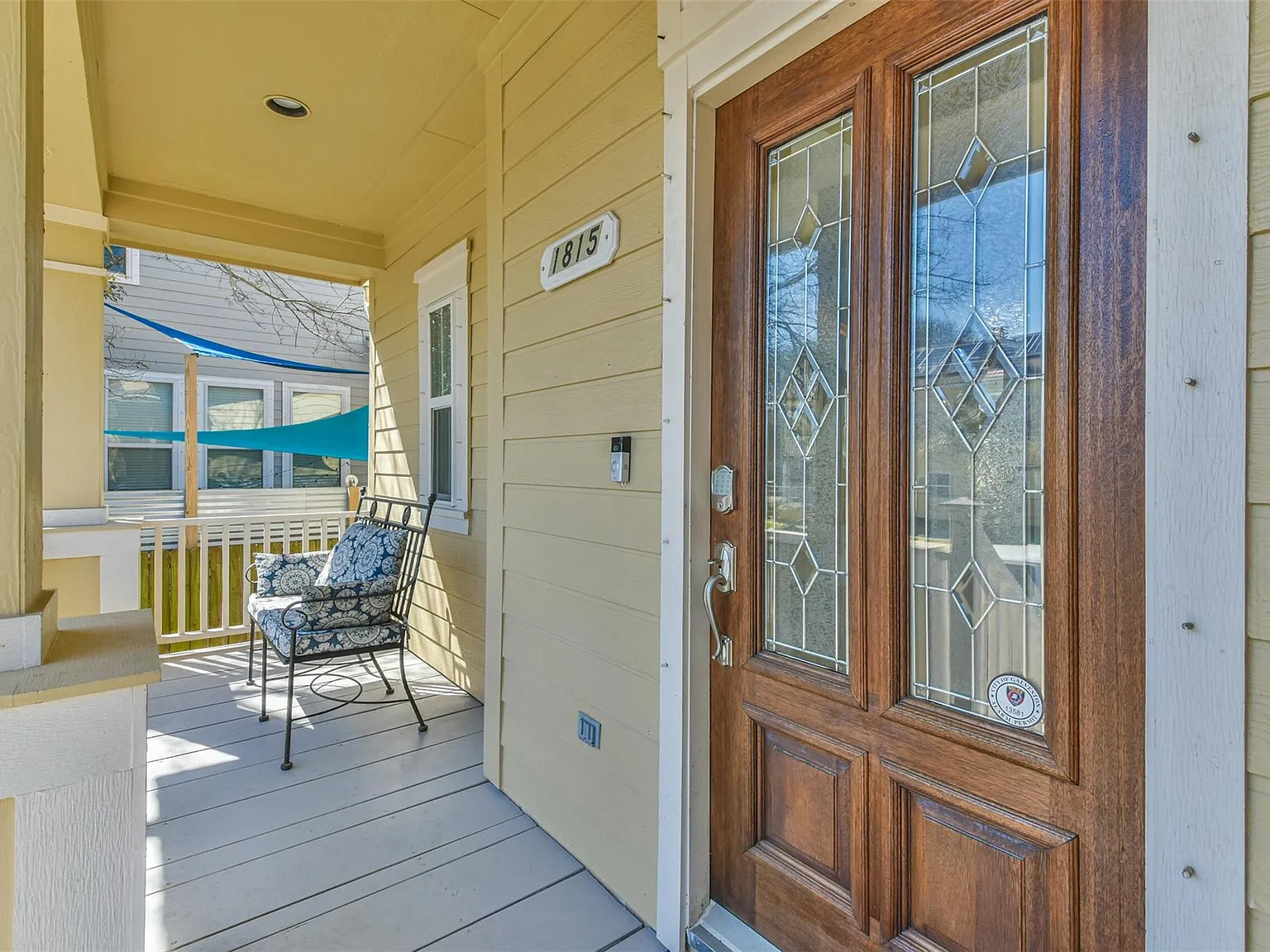3 bed, 2.5 bath, 1635 sqft, $3,680 — Photo 2