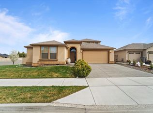 1002 N Oklahoma Pl, Kennewick, WA 99336