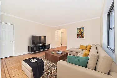 Rented by Manhattan Realty Group