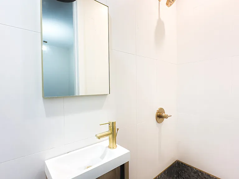 81 Beadel St #2F — Photo 5