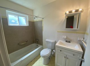 3176 Chinquapin Ln #3176, Louisville, KY 40219