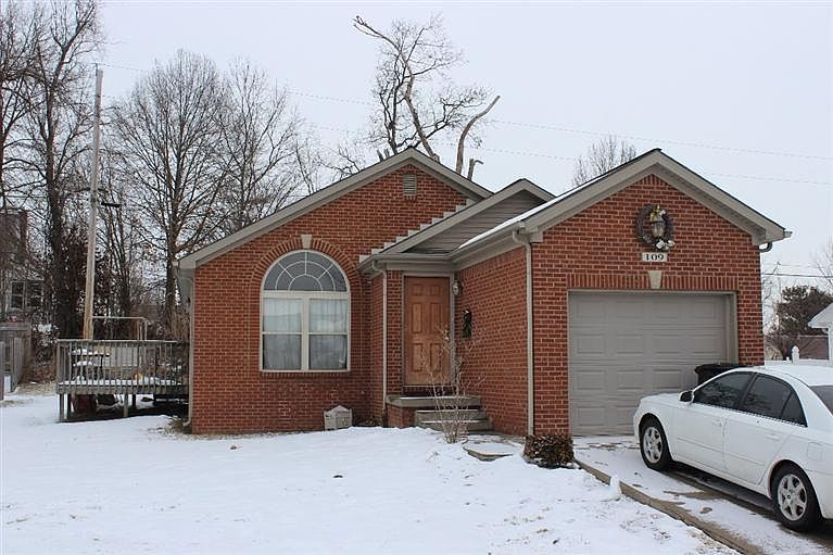1st image of 109 Turnberry Dr