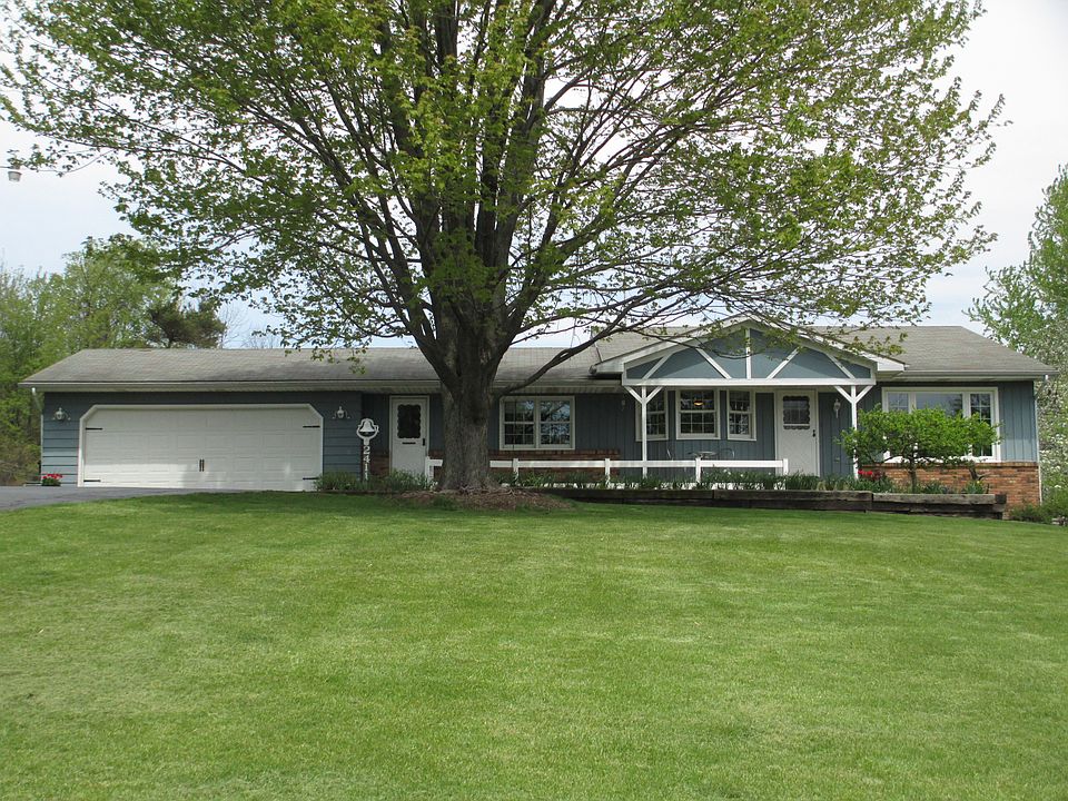 1st image of 2411 76th St SE