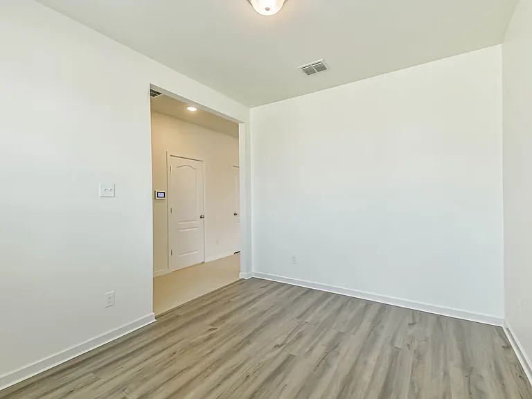 9115 Brixham Dr — Photo 17