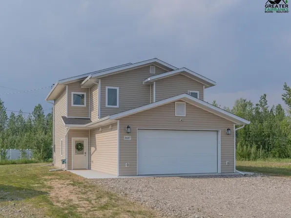 2687 Stryker Loop, North Pole, AK 99705