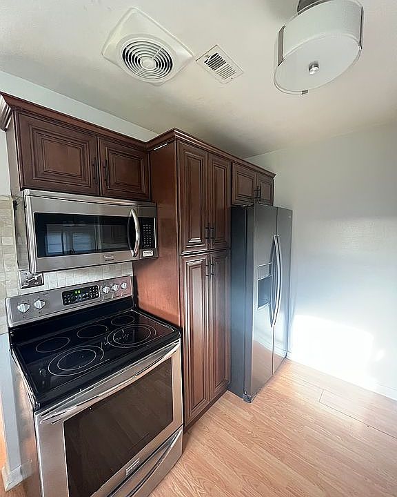 1st image of 3008 Acklen Dr SW