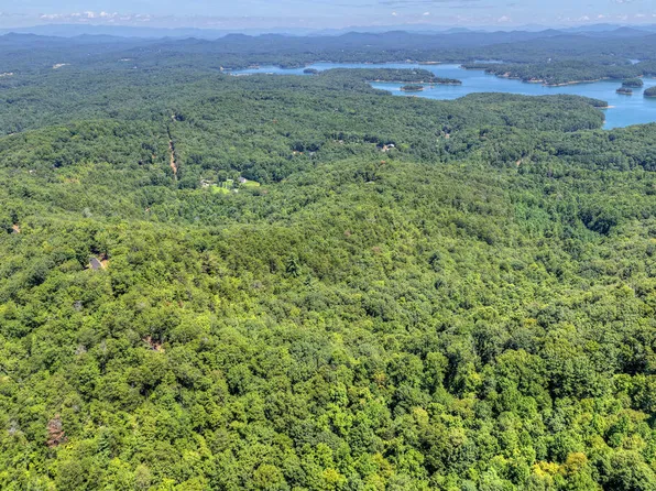 508 Whispering Pines Rd, Blue Ridge, GA 30513