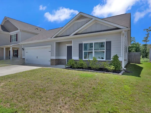 4868 Mae Beth Cir, Mount Olive, AL 35117