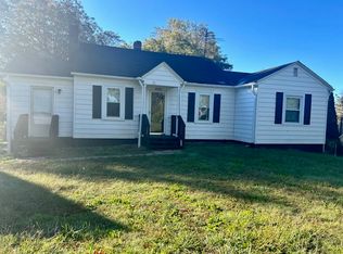 4208 Robinhood Rd #4208, Winston Salem, NC 27106