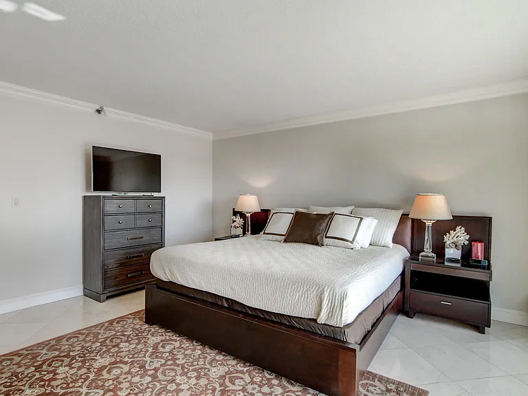 4301 N Ocean Blvd #607 — Photo 26