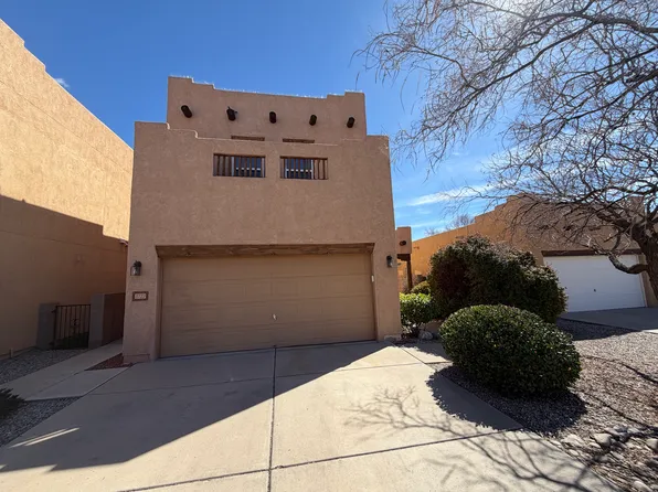 3727 Candelarias Ln NW, Albuquerque, NM 87107