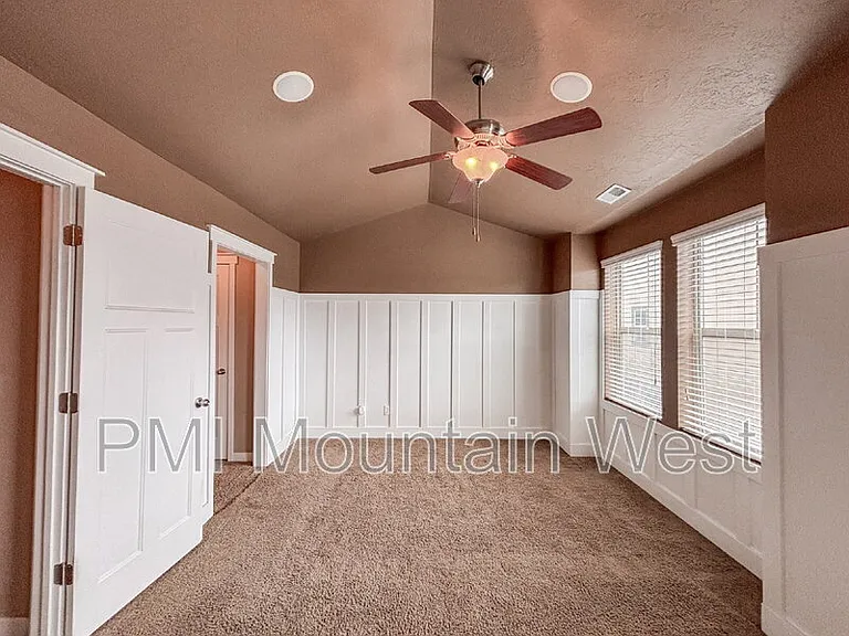 420 N Main St #29 — Photo 27