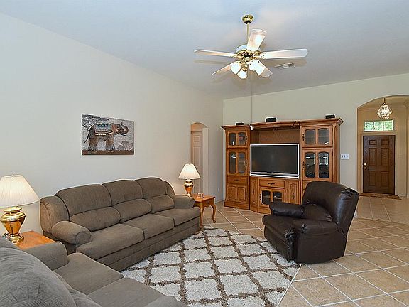 5th image of 18323 Farriswood Ct