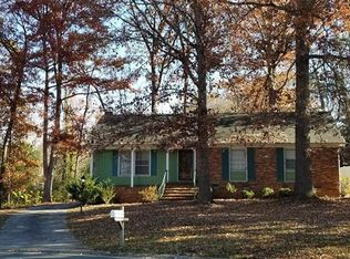 5809 Aqua Ct, Charlotte, NC 28215