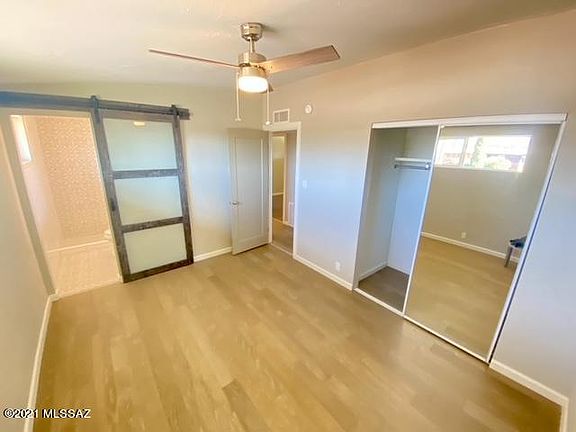 3rd image of 623 S La Vista Pl