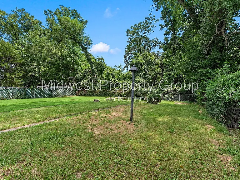 1208 Verl Pl — Photo 16