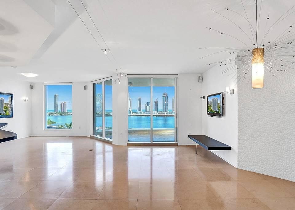 1st image of 6000 Island Blvd #5203