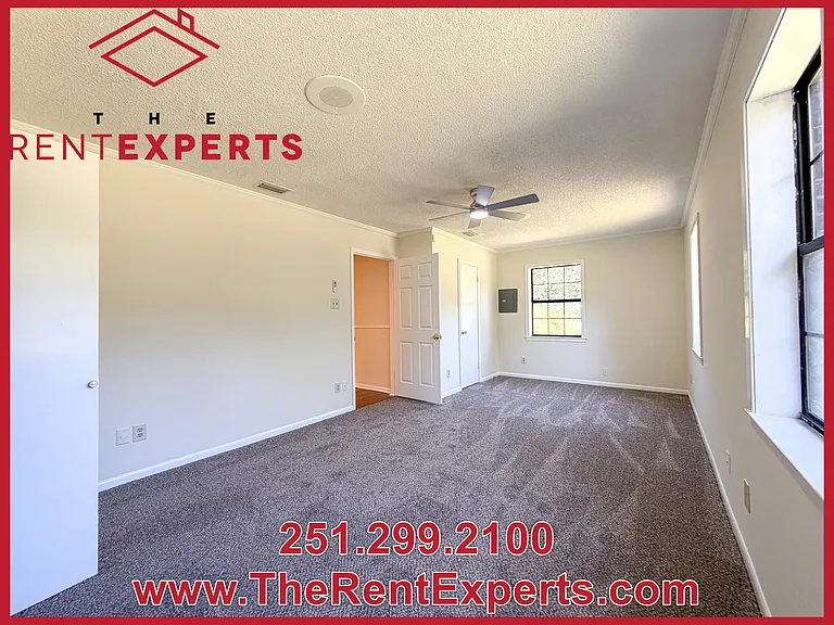 4456 Eastview Dr — Photo 17