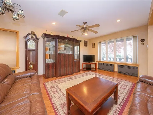 1342 72nd Street image 11 of 41