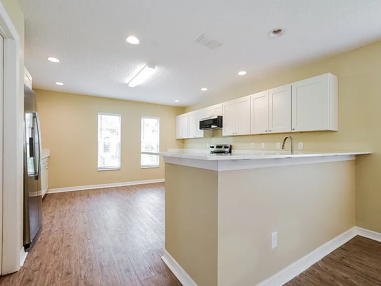 472 Amethyst Way — Photo 9