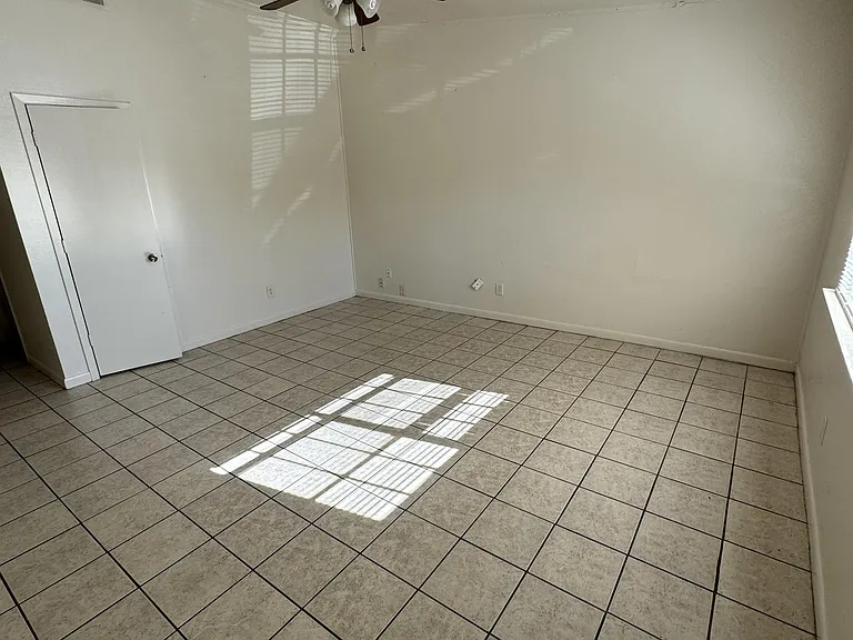 208 Veterans Ave #107 — Photo 2