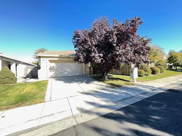 2011 Paul Courter Way, Sacramento, CA 95835