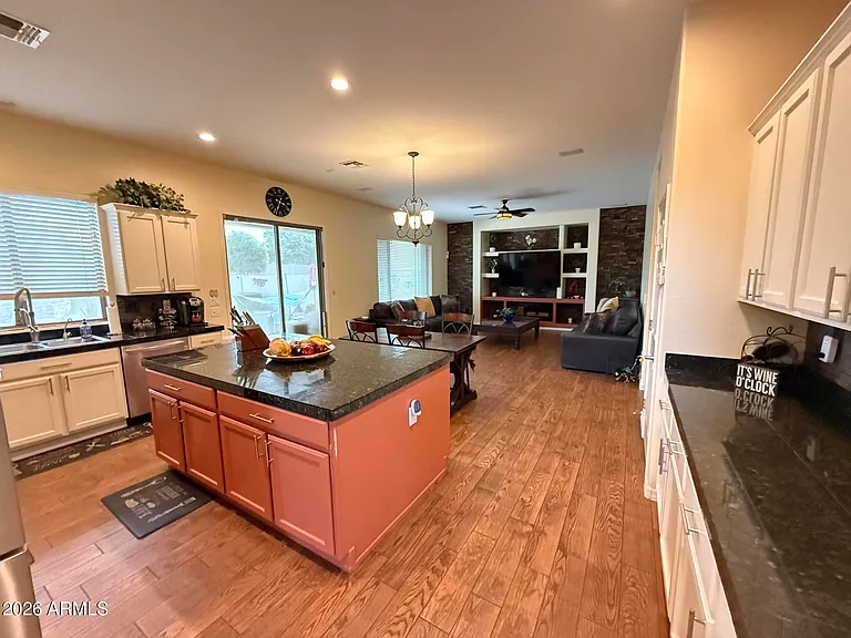 2245 W Clearview Trl — Photo 47