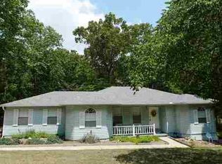 102 Columbia Ct, Hot Springs, AR 71913